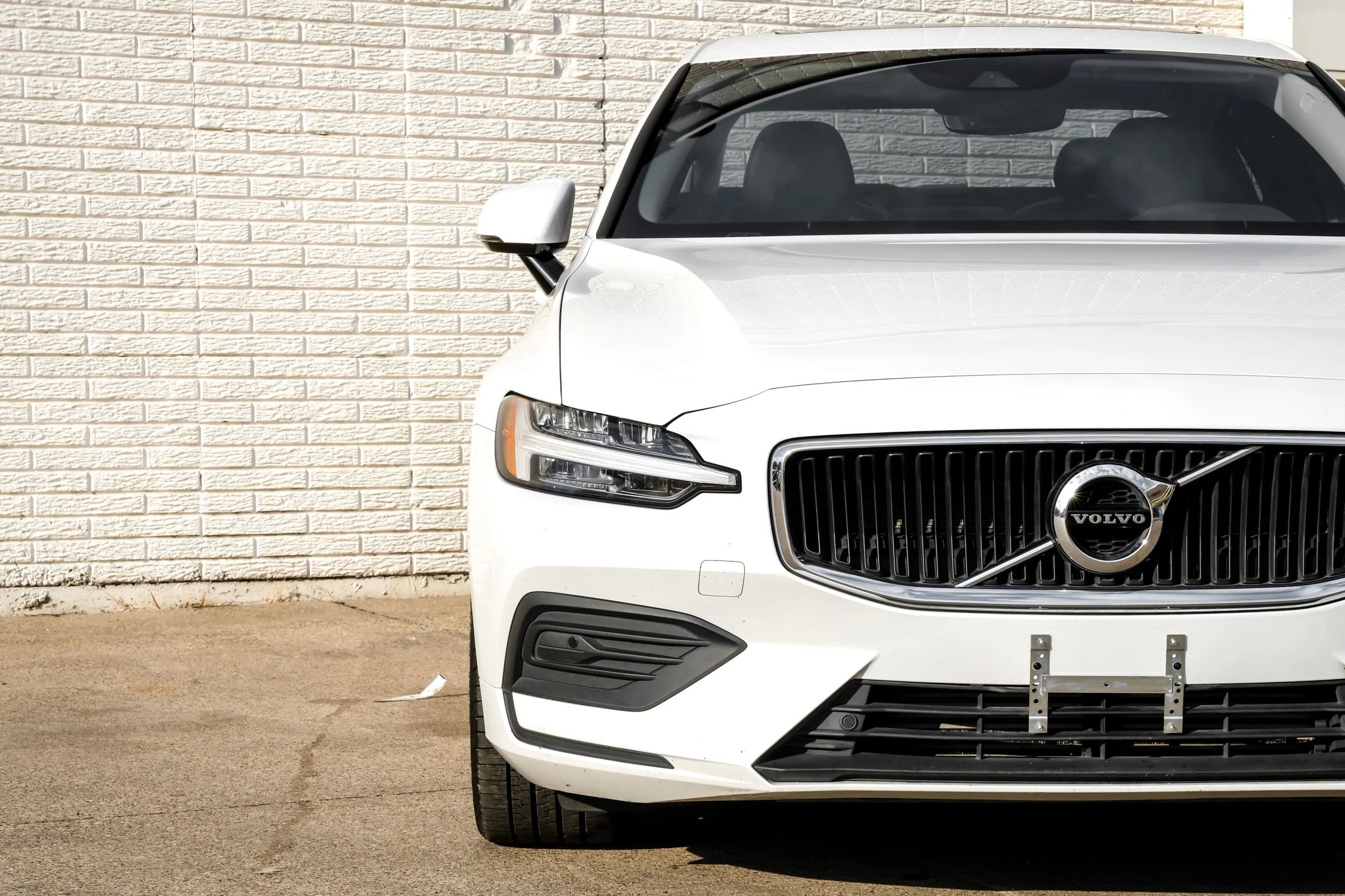 Used 2020 Volvo S60 T5 Momentum image 42