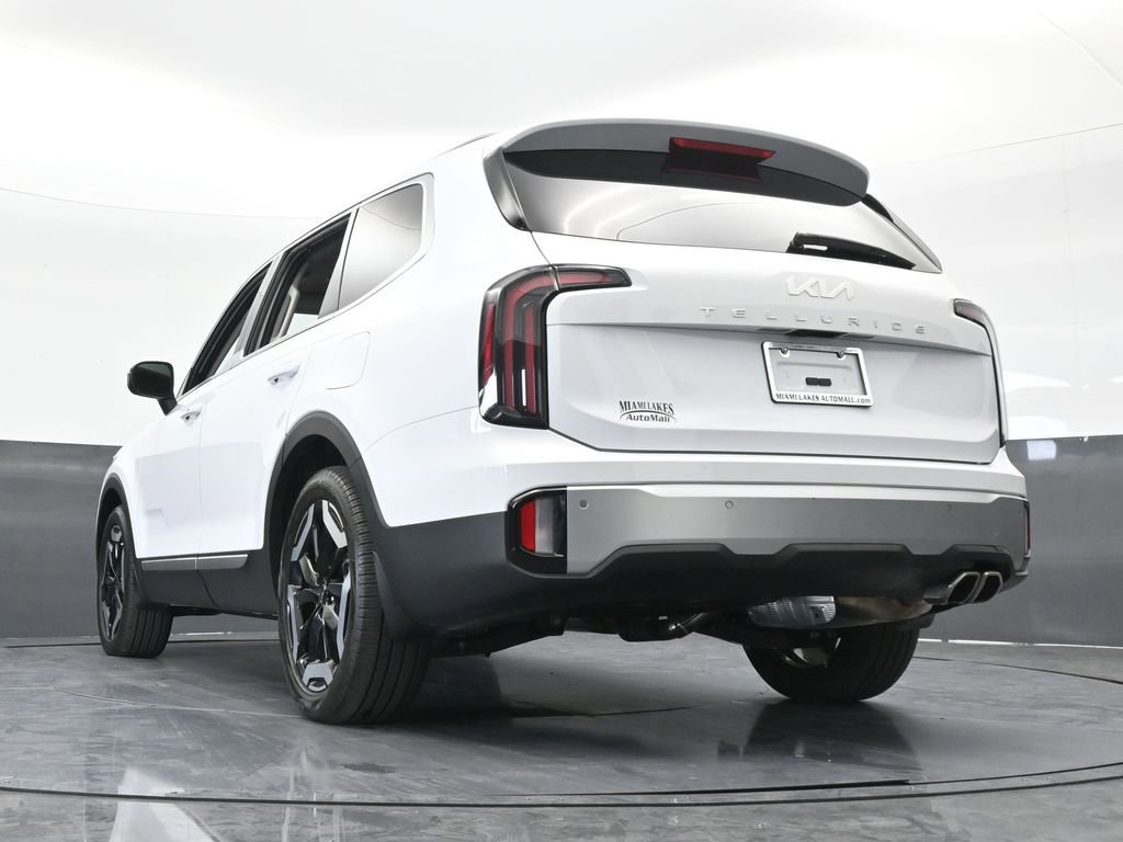 Used 2023 Kia Telluride EX image 63