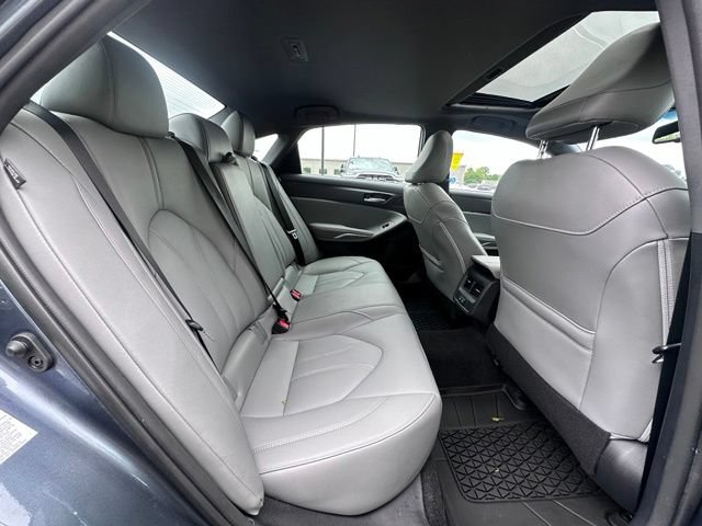 Used 2019 Toyota Avalon XLE w/ Moonroof Package FWD image 31