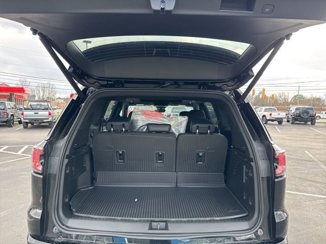 New 2026 GMC Acadia Denali w/ Super Cruise Package image 5