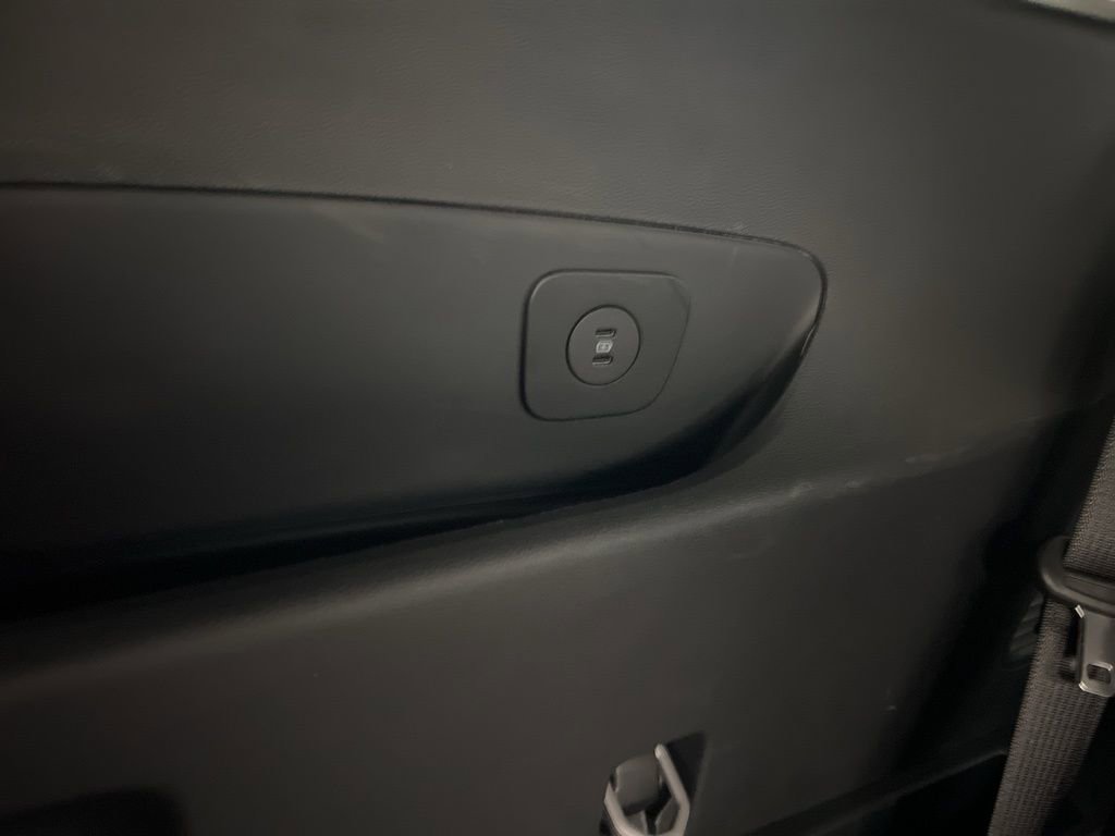 New 2026 Ford Explorer ST-Line w/ ST-Line Street Pack image 32