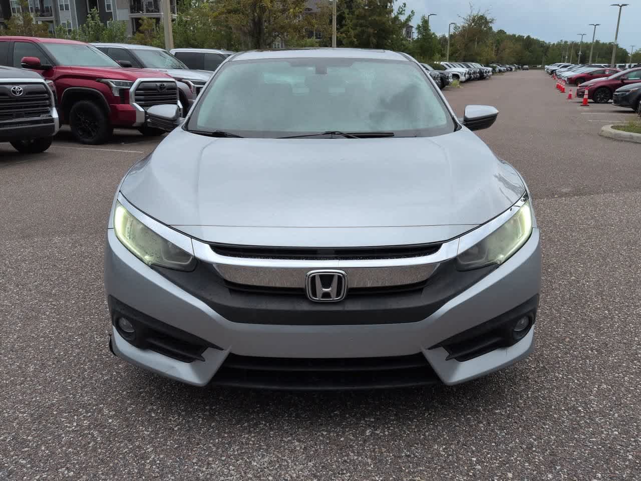 Used 2017 Honda Civic EX-T image 9