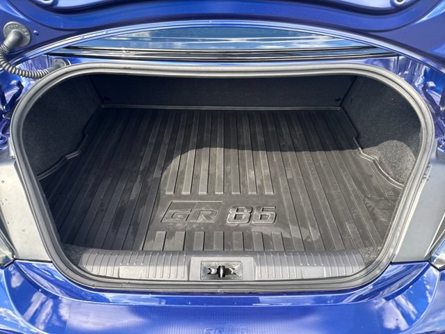 Used 2025 Toyota GR86 Premium w/ ALL Weather Mat Package (TMS) RWD image 13
