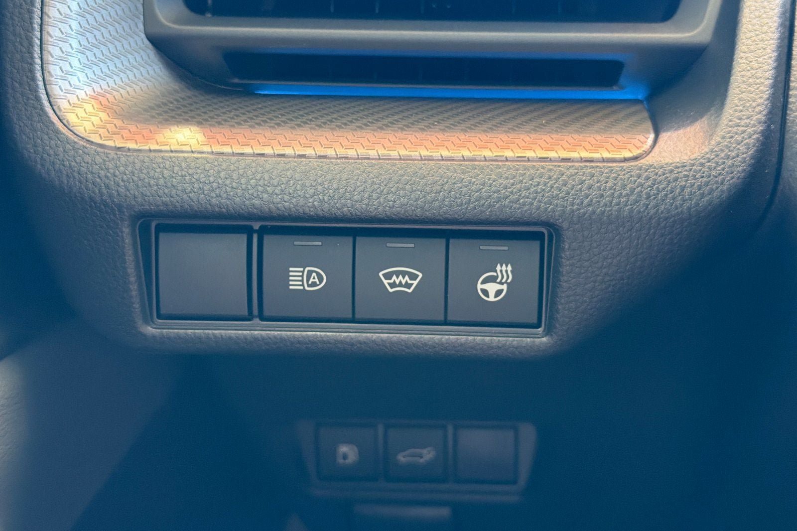 New 2026 Toyota Prius Limited AWD/4WD image 31