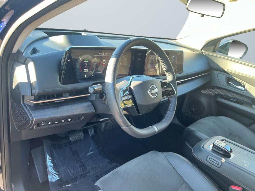 Used 2024 Nissan Ariya AWD image 11