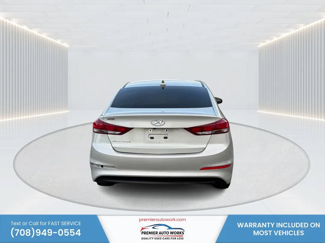 Used 2017 Hyundai Elantra SE FWD image 5