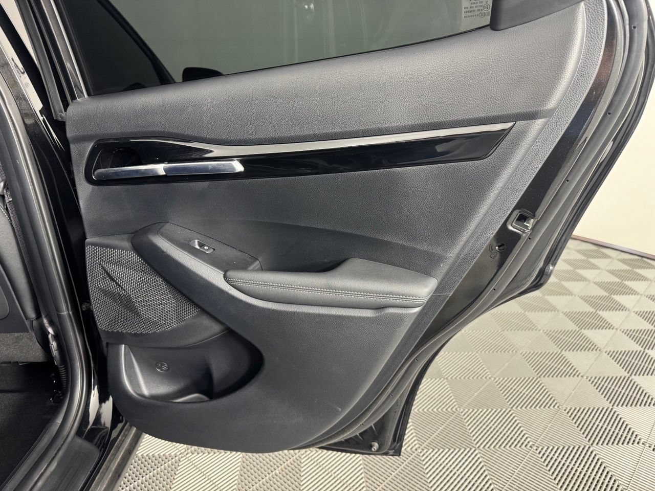 Used 2026 Kia Seltos EX w/ EX Sunroof Package FWD image 34