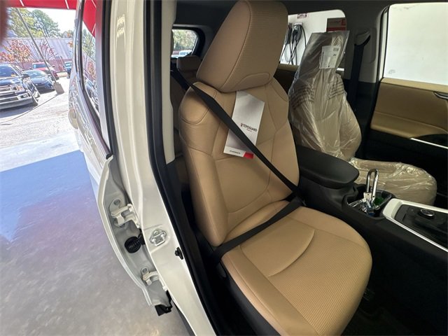 Used 2025 Toyota RAV4 LE image 26