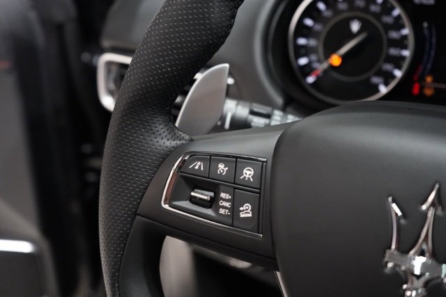 Used 2024 Maserati Levante Modena Ultima image 21