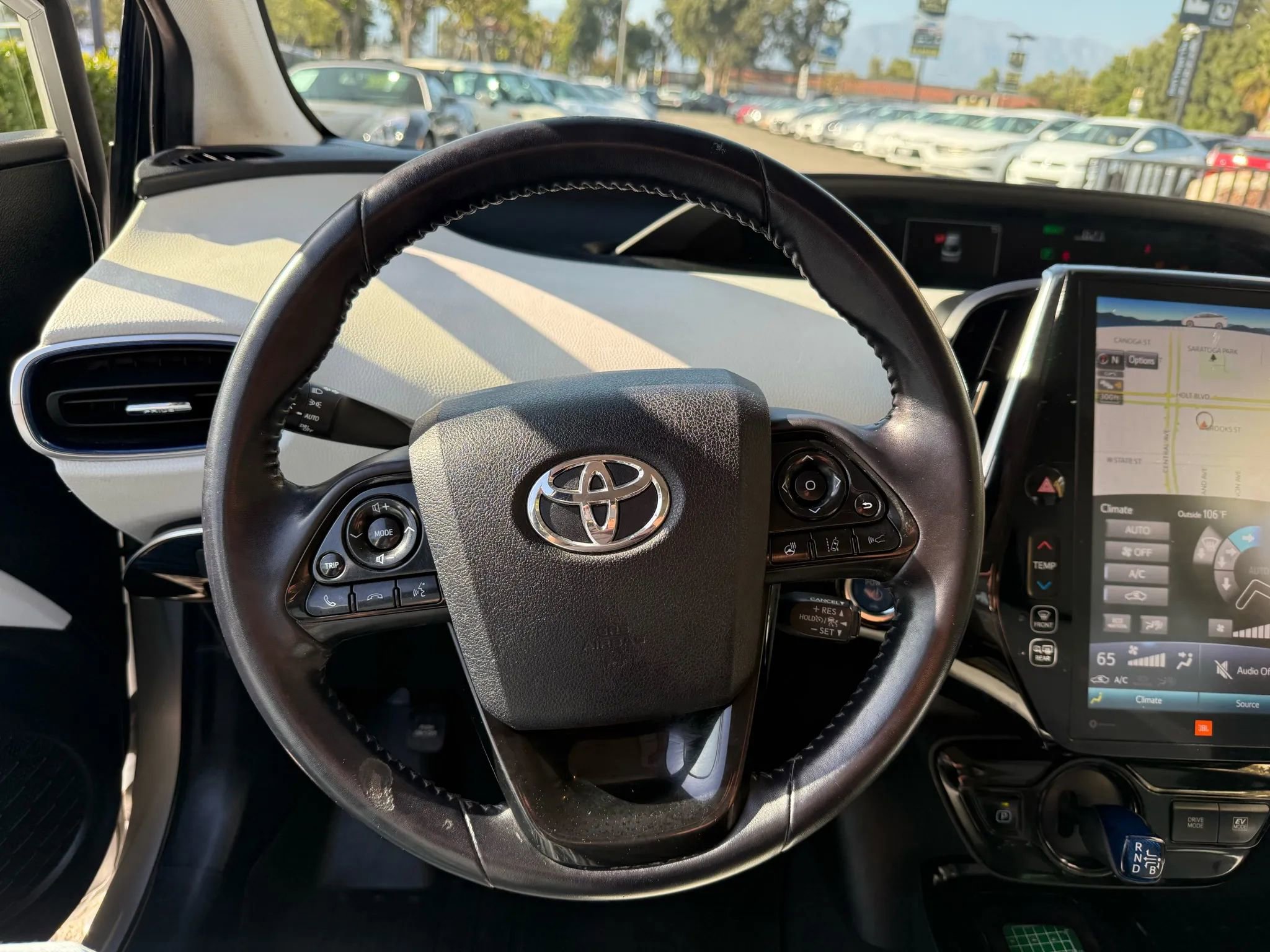 Used 2019 Toyota Prius Limited image 19