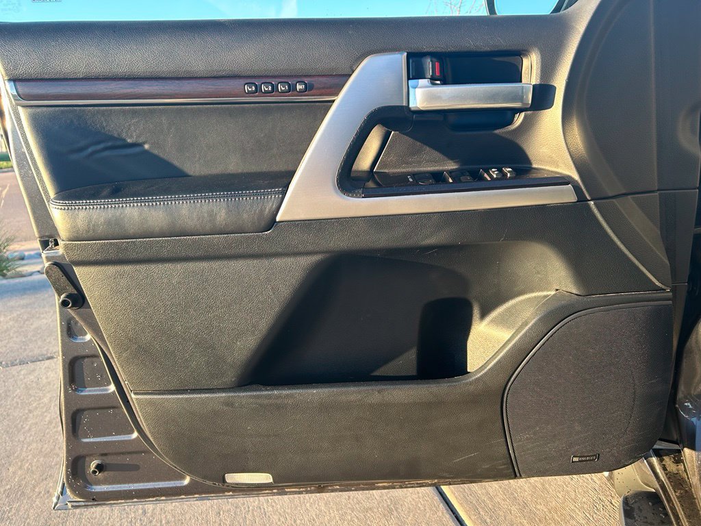 Used 2019 Toyota Land Cruiser AWD/4WD image 12