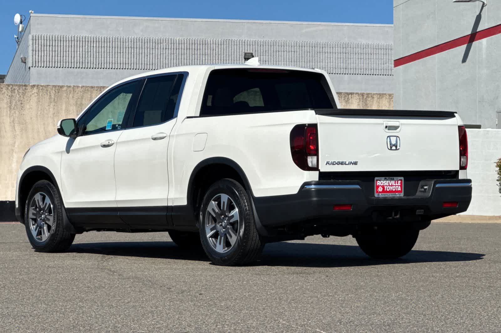 Used 2017 Honda Ridgeline RTL-T image 7