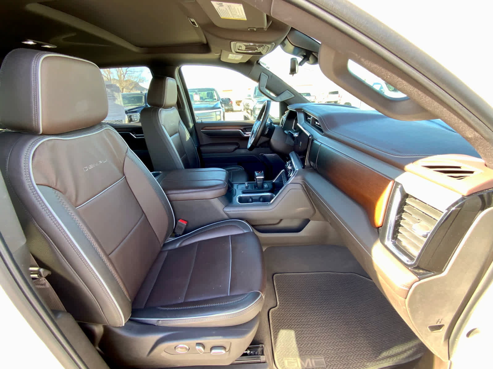 Certified 2024 GMC Sierra 1500 Denali w/ Technology Package image 26