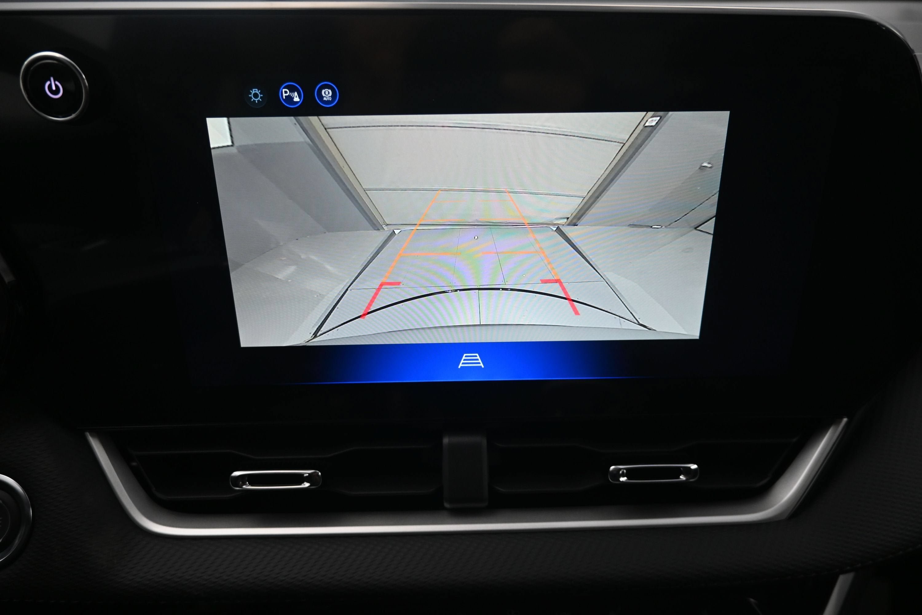 New 2027 Chevrolet Equinox LT w/ Convenience Package II FWD image 18