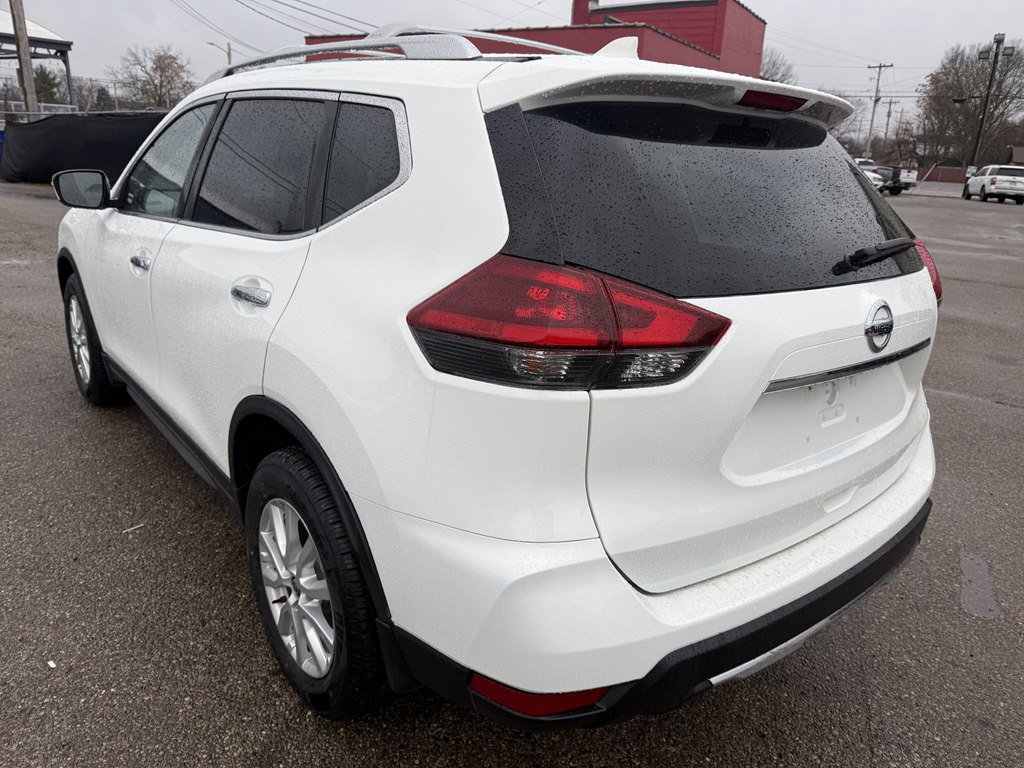 Used 2020 Nissan Rogue S w/ Special Edition Package image 4