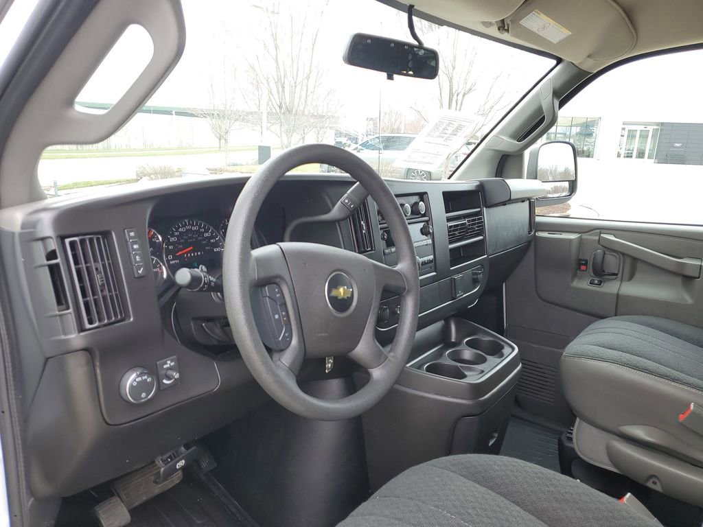 Used 2024 Chevrolet Express 2500 w/ Driver Convenience Package image 8