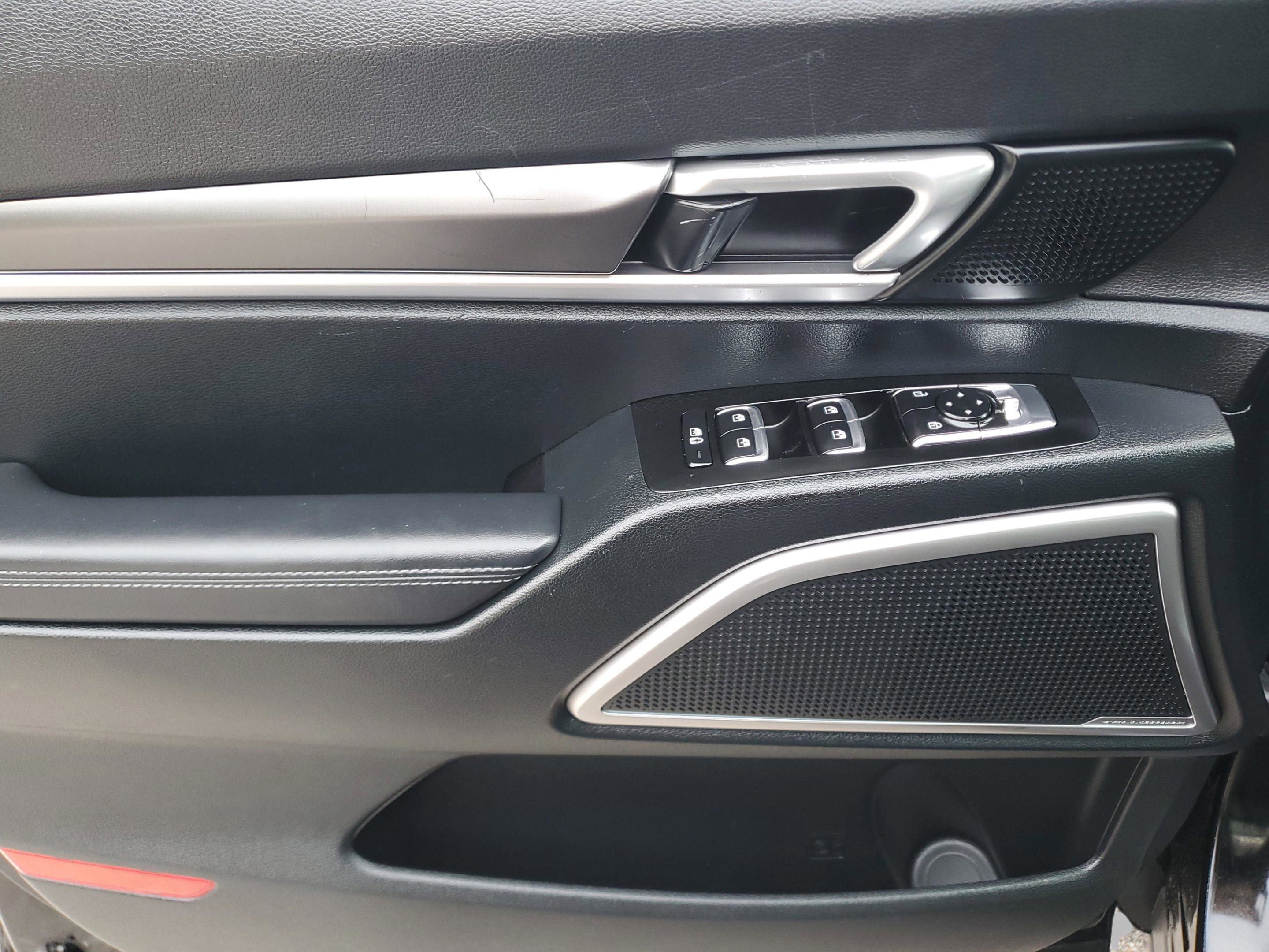 Certified 2025 Kia Telluride S image 31