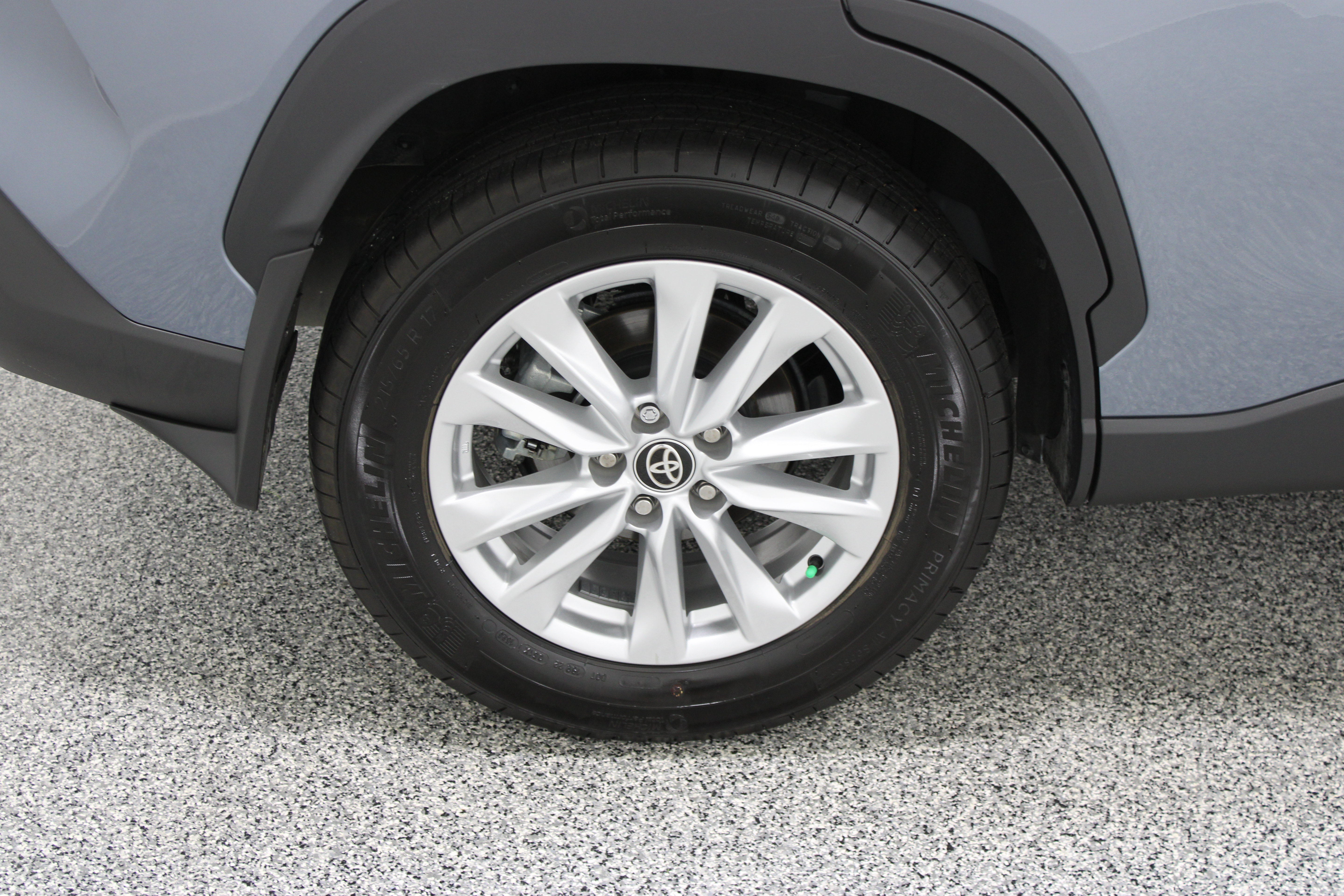 Certified 2026 Toyota Corolla Cross LE FWD image 6