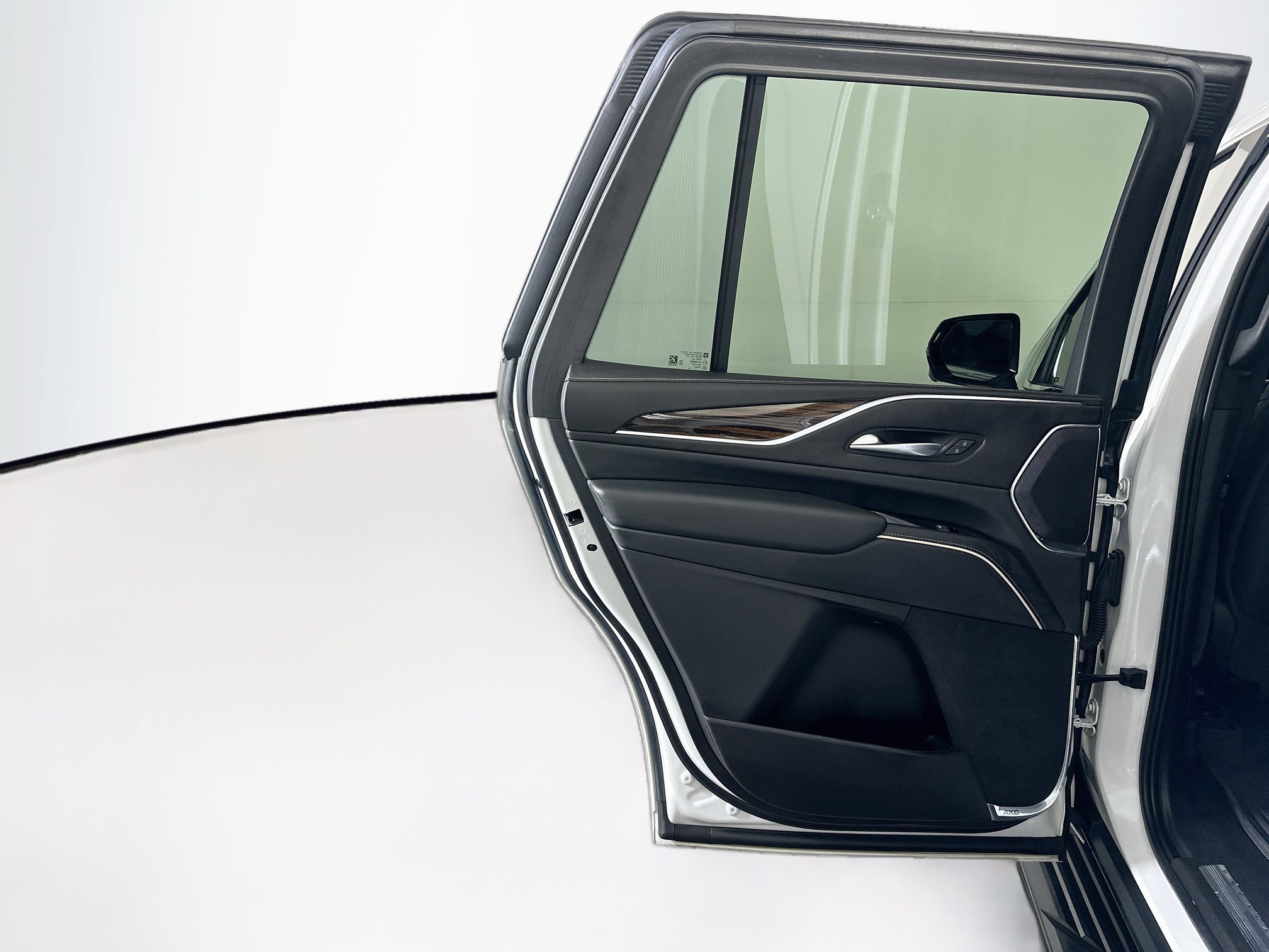 Used 2022 Cadillac Escalade Luxury RWD image 26