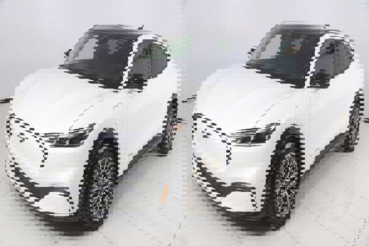 Used 2024 Ford Mustang Mach-E Premium image 24
