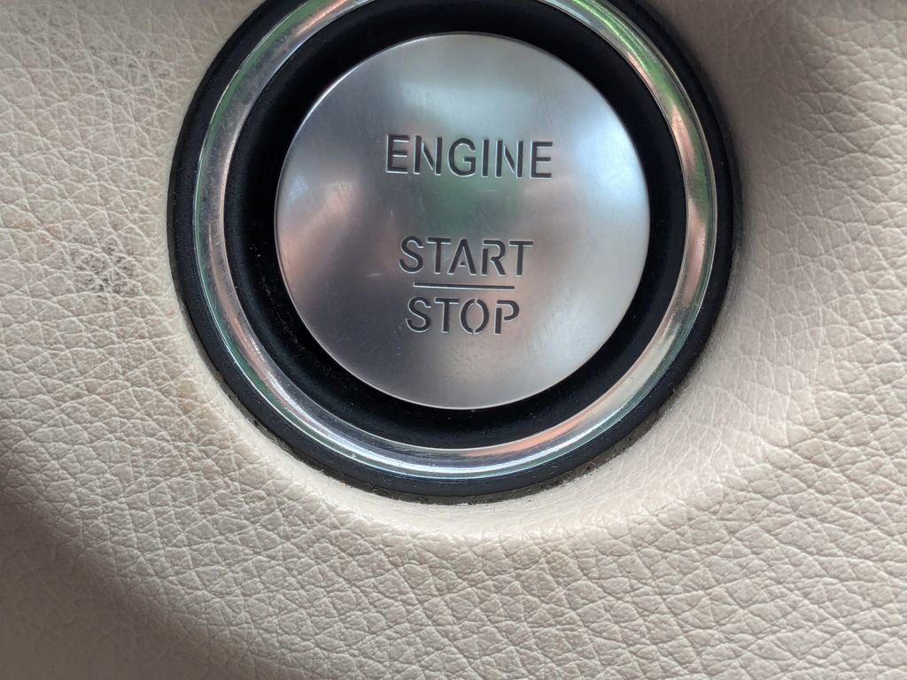 Used 2016 Mercedes-Benz E 350 Sedan image 12