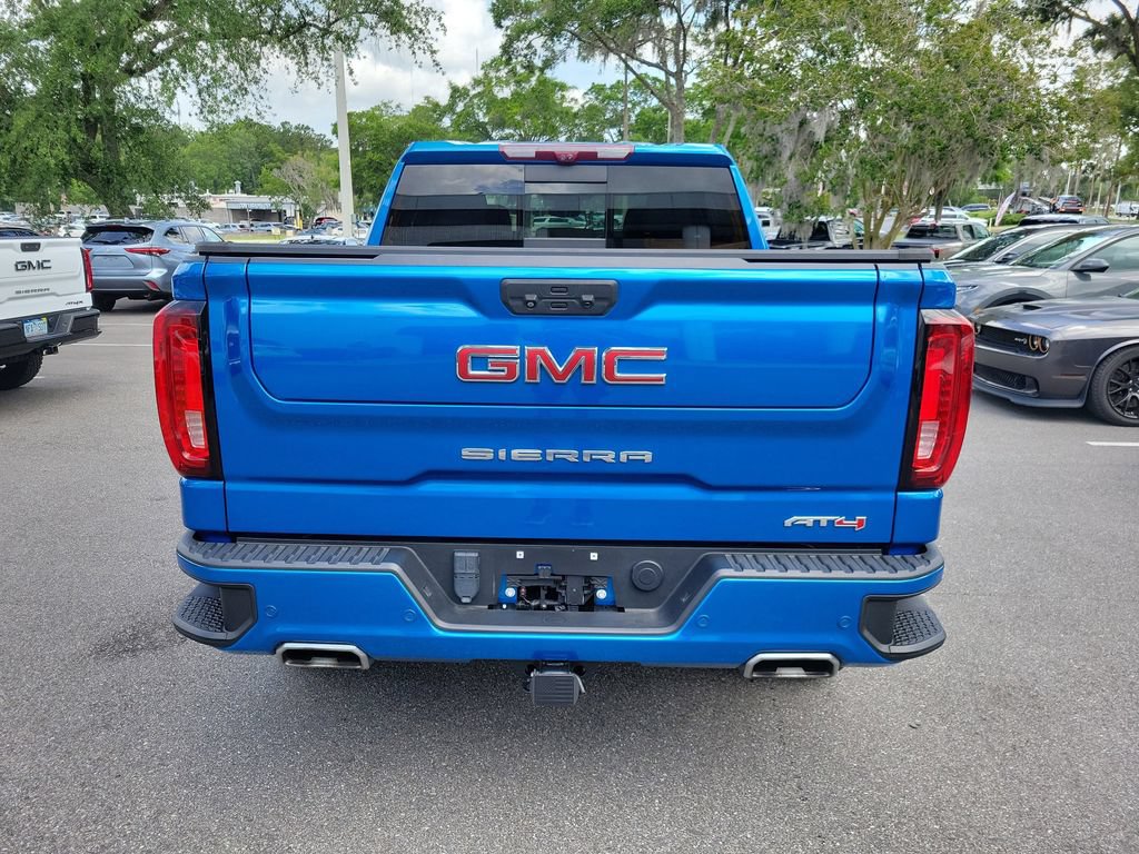 Used 2023 GMC Sierra 1500 AT4 w/ AT4 Premium Package AWD/4WD image 8