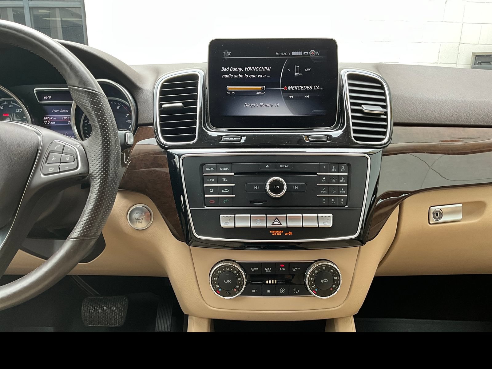 Used 2018 Mercedes-Benz GLE 350 4MATIC image 4
