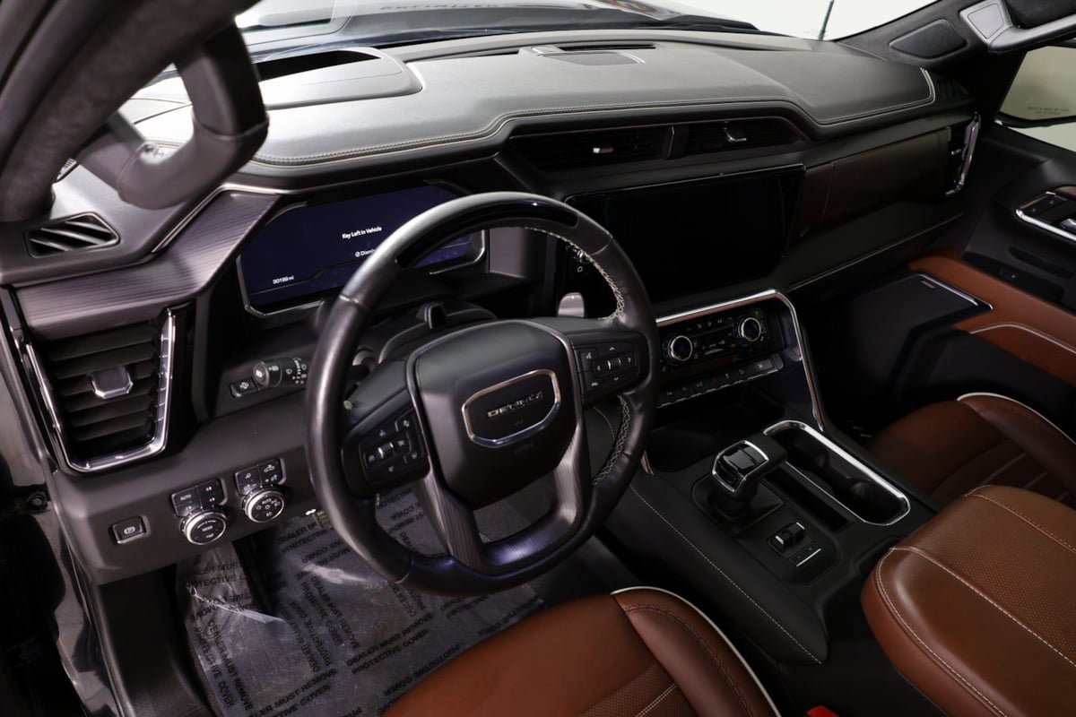 Used 2024 GMC Sierra 1500 Denali Ultimate image 24