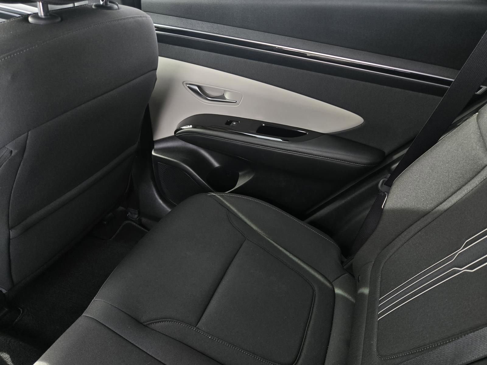 Used 2022 Hyundai Tucson SEL w/ Convenience Package AWD/4WD image 17