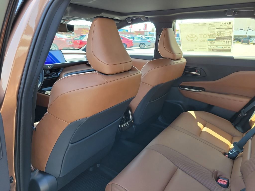 New 2026 Toyota Crown Signia AWD/4WD image 15