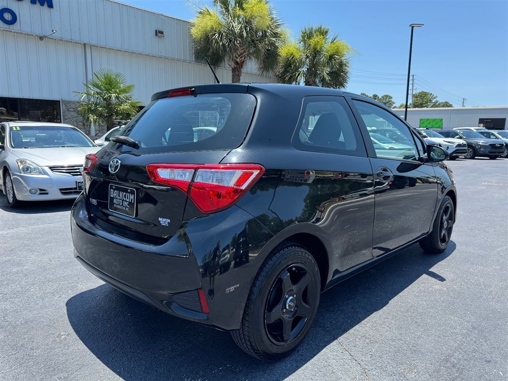 Used 2018 Toyota Yaris L FWD image 8