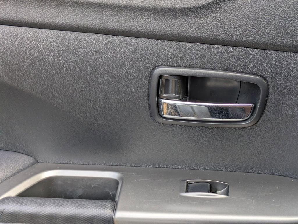 Used 2022 Mitsubishi Outlander Sport SE AWD/4WD image 25