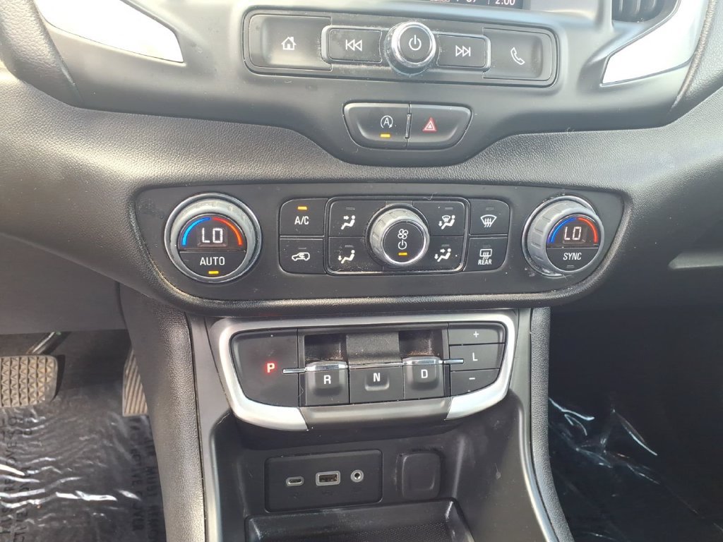 Used 2024 GMC Terrain SLE w/ Driver Convenience Package AWD/4WD image 12