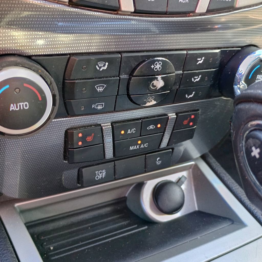 Used 2011 Ford Fusion SEL w/ 302A Rapid Spec Order Code image 13