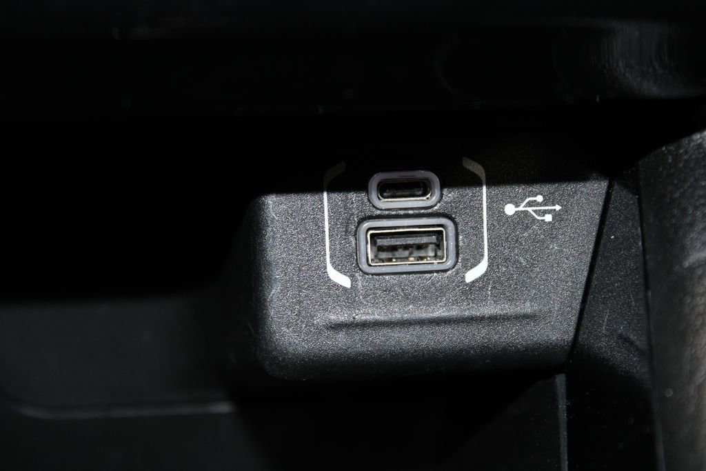 Used 2025 Jeep Compass Trailhawk image 42