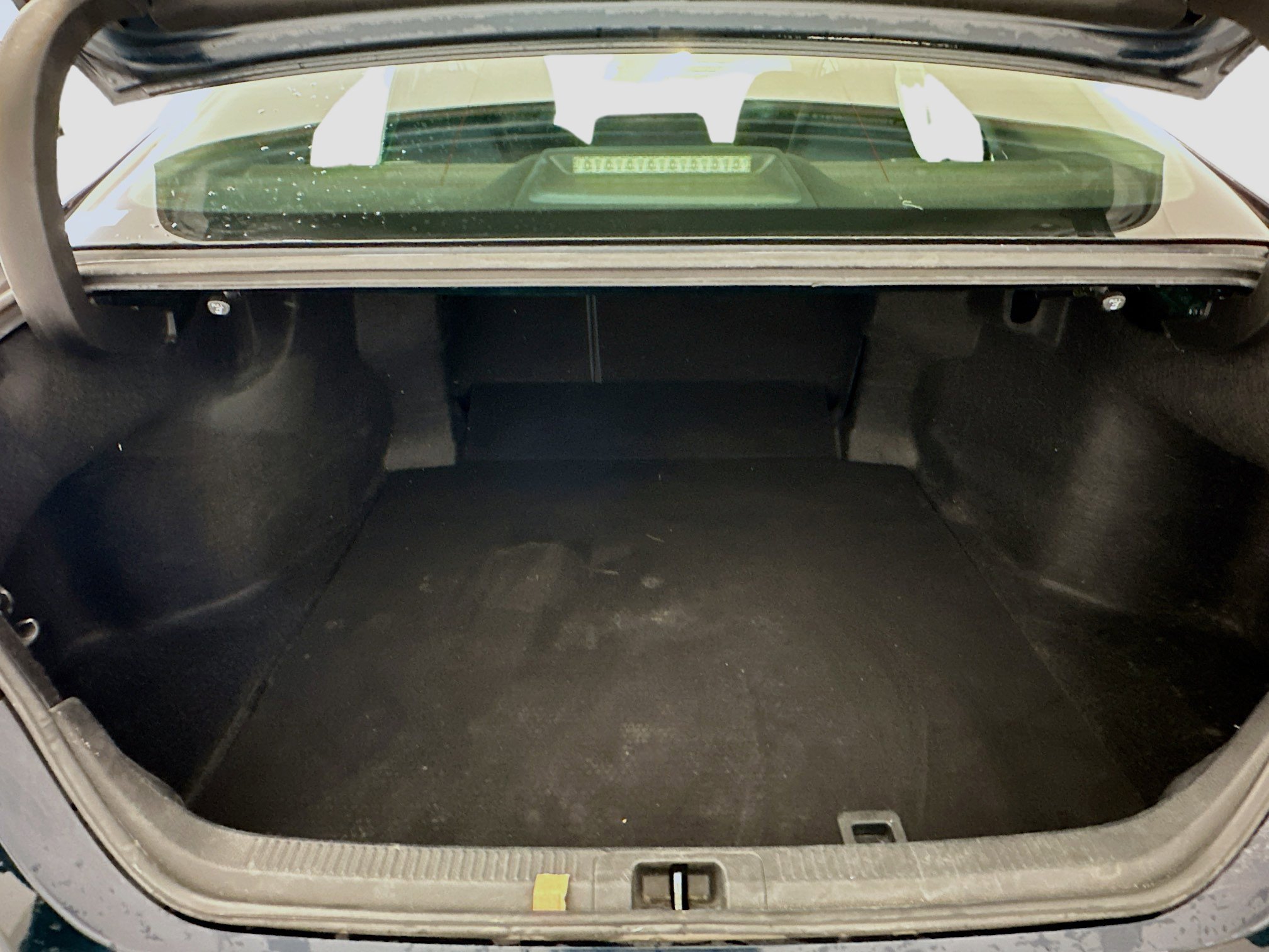 Used 2019 Toyota Camry LE image 30