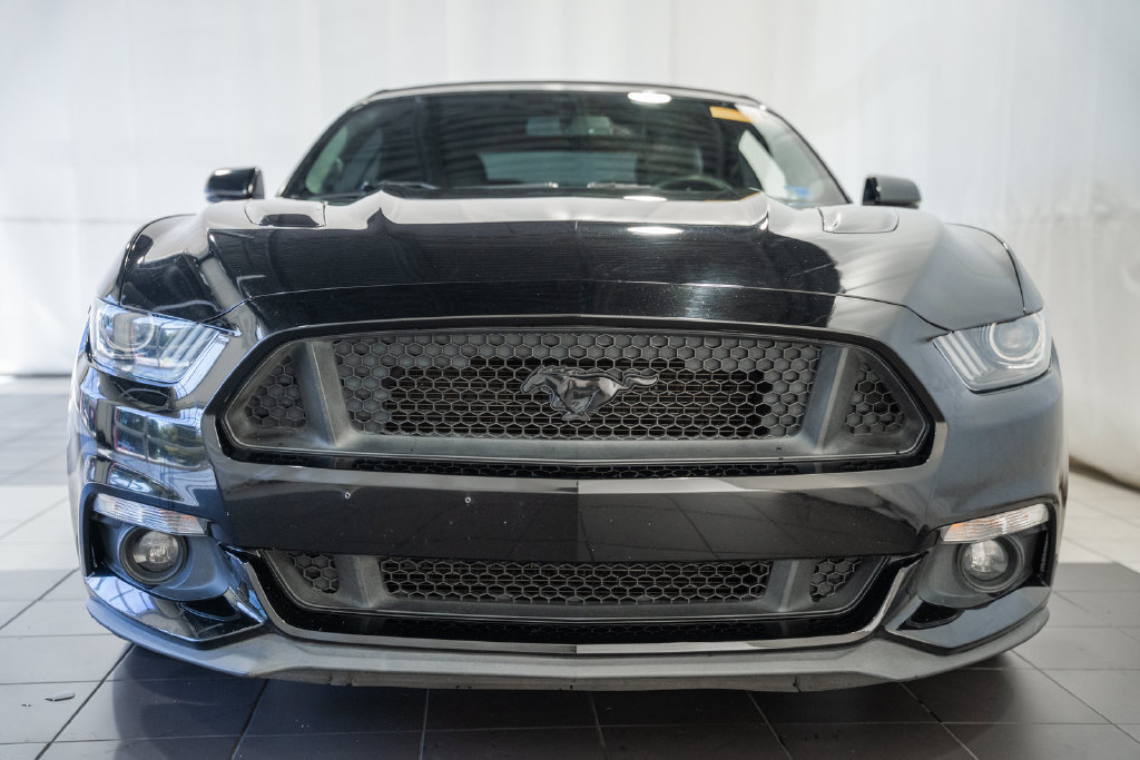 Used 2017 Ford Mustang GT Premium w/ Equipment Group 401A RWD image 7