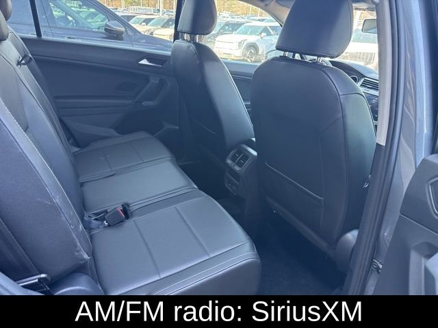 Used 2019 Volkswagen Tiguan SE w/ Panoramic Sunroof Package image 7