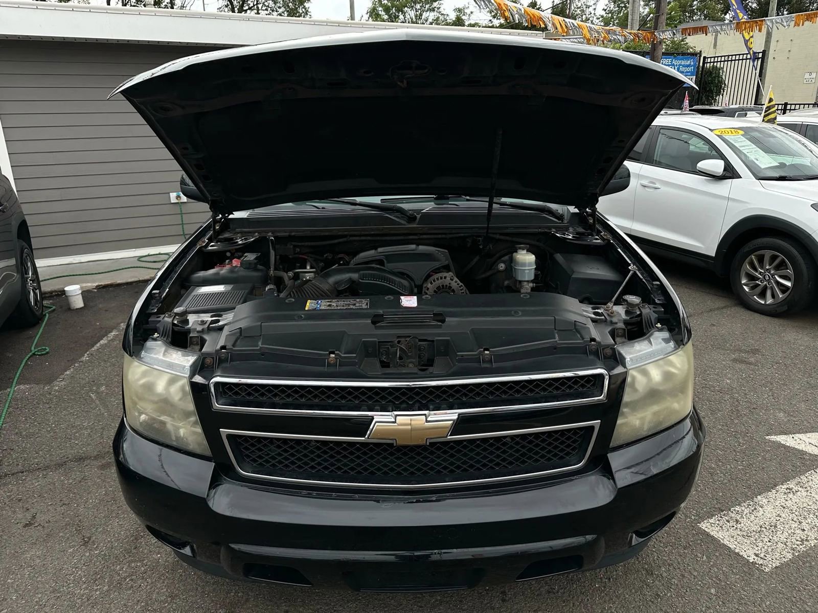 Used 2009 Chevrolet Suburban LT image 26