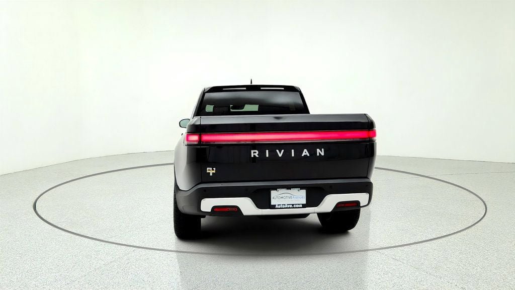 Used 2023 Rivian R1T Adventure AWD/4WD image 6