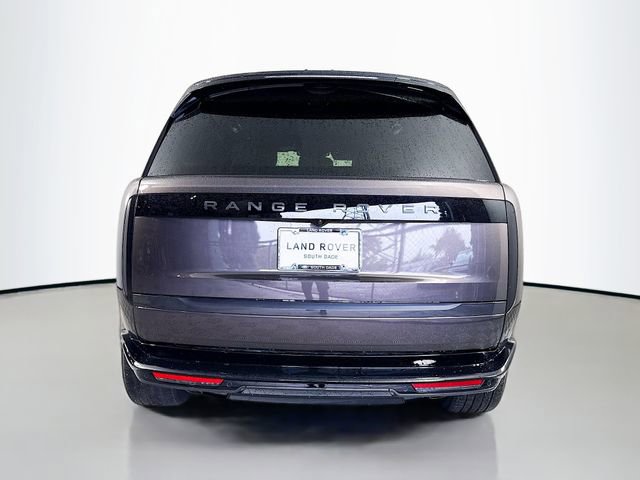 New 2026 Land Rover Range Rover Long Wheelbase SE image 6