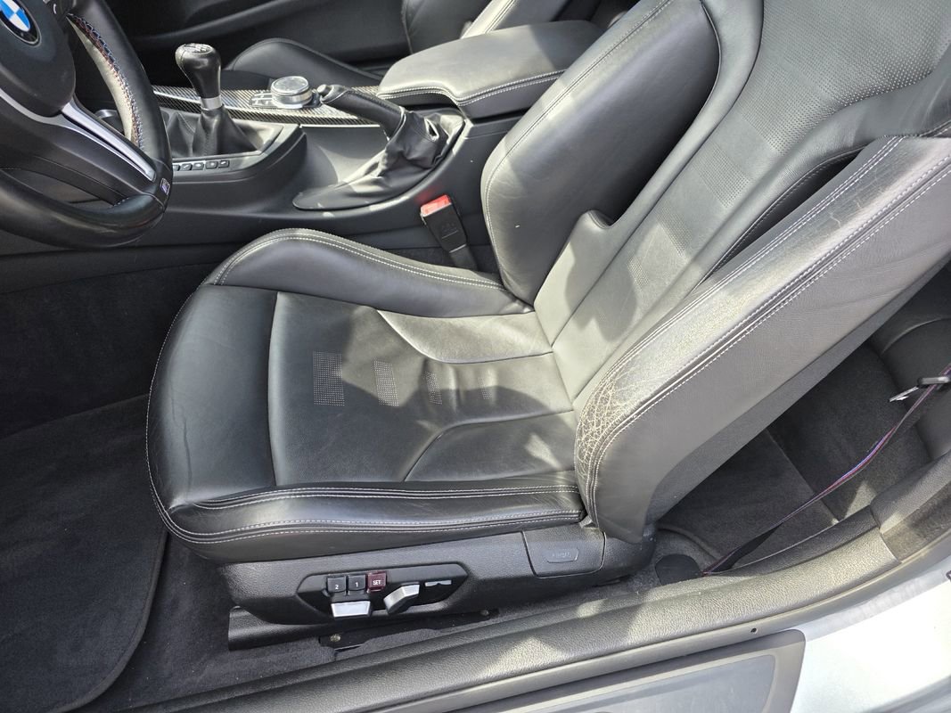 Used 2017 BMW M4 image 10