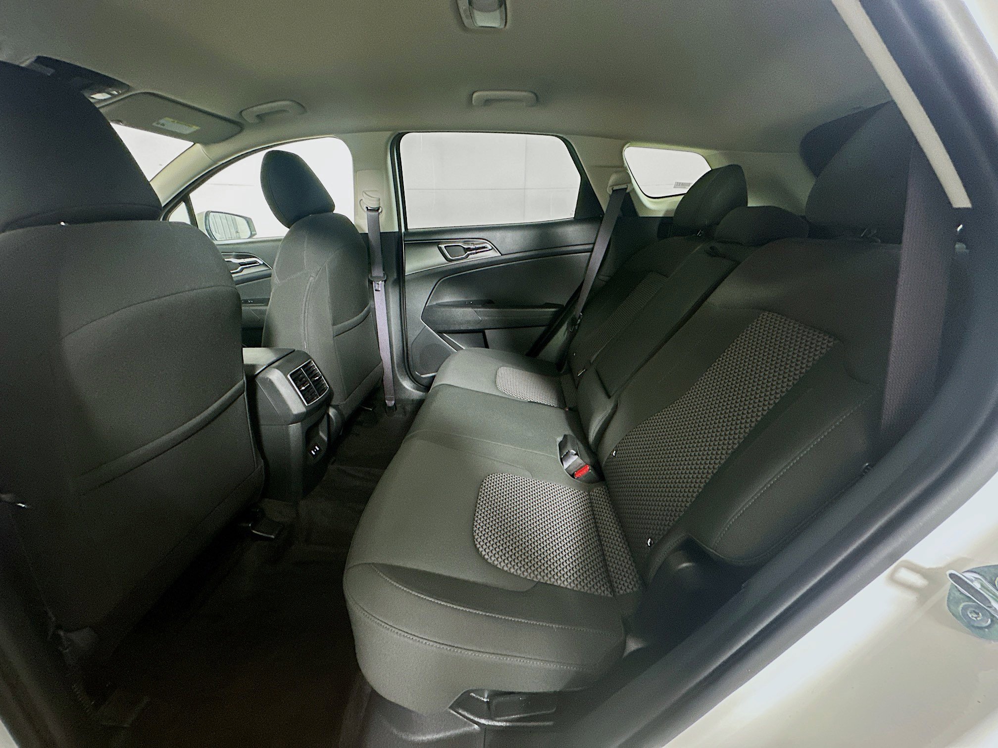 Used 2026 Kia Sportage LX image 22