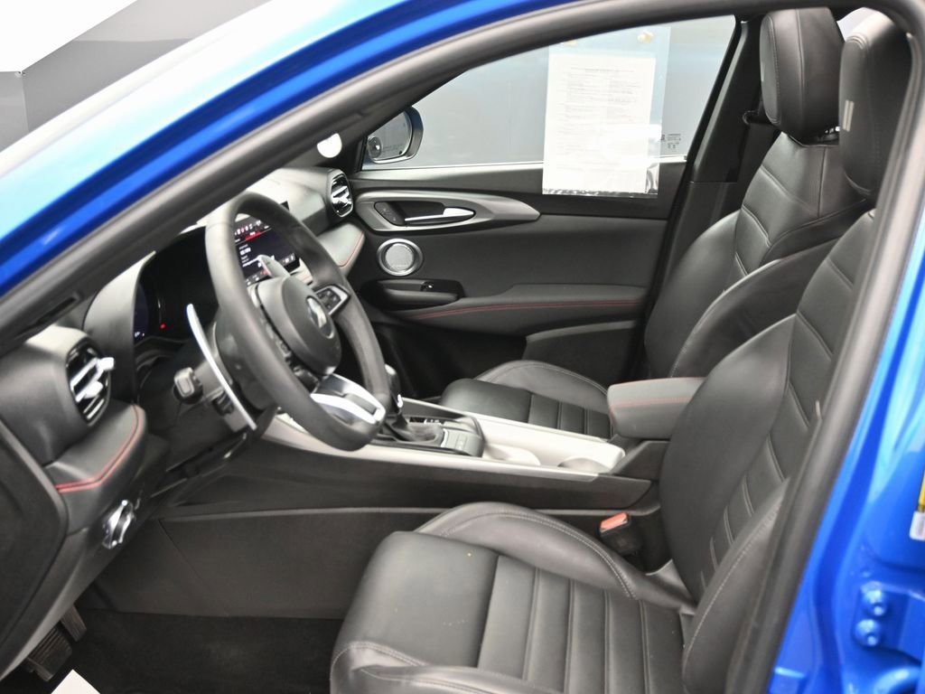 Used 2024 Dodge Hornet R/T Plus AWD/4WD image 18