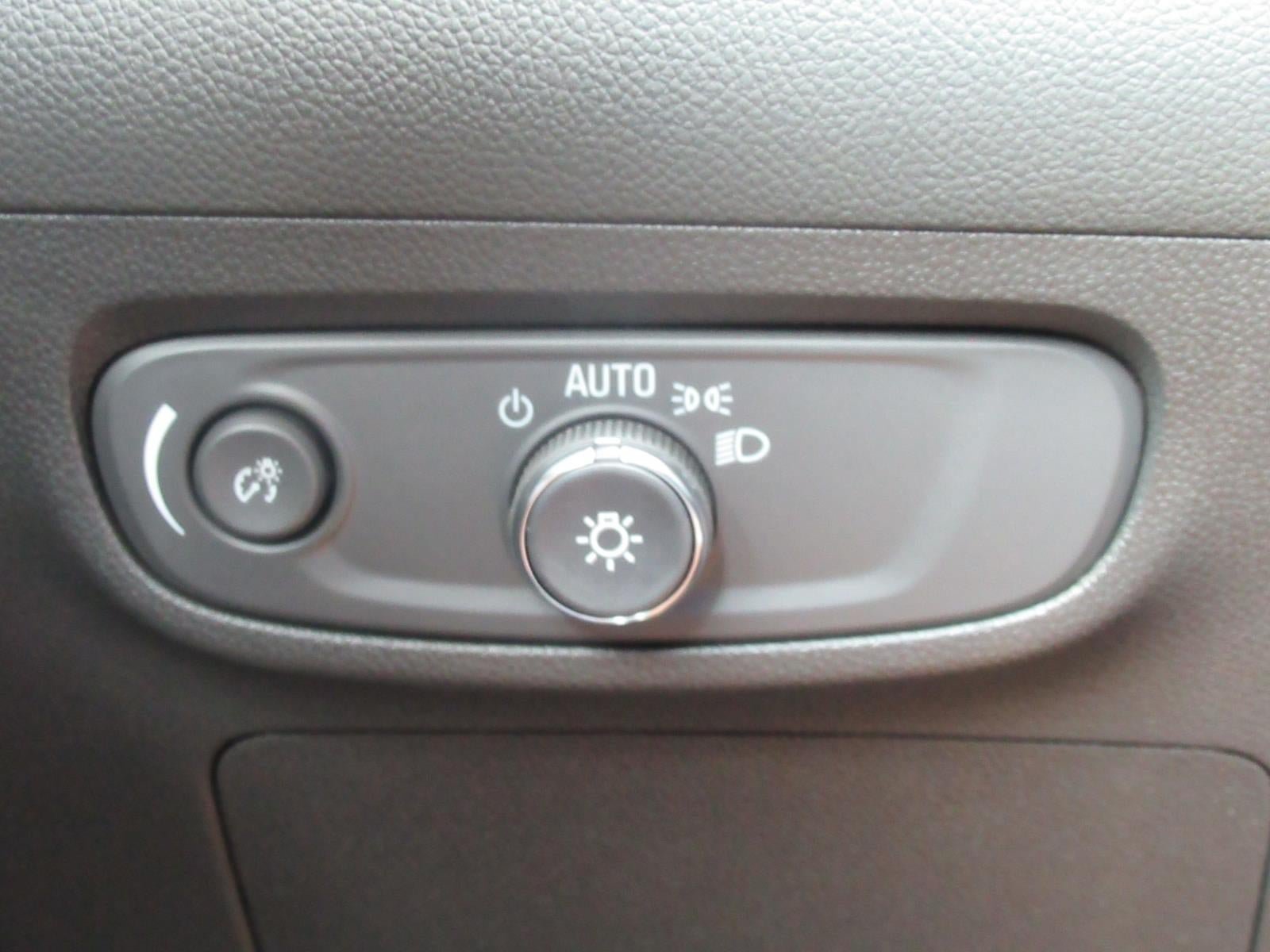 New 2026 Buick Encore GX Sport Touring w/ Advanced Technology Package FWD image 22