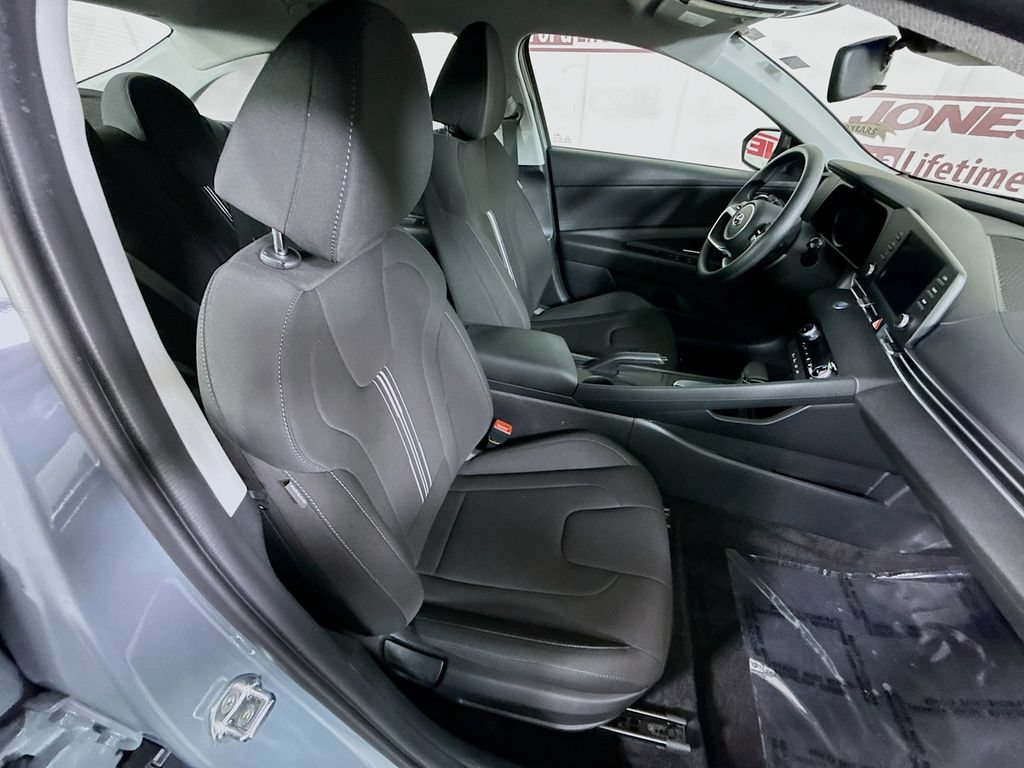 Certified 2023 Hyundai Elantra SEL FWD image 29
