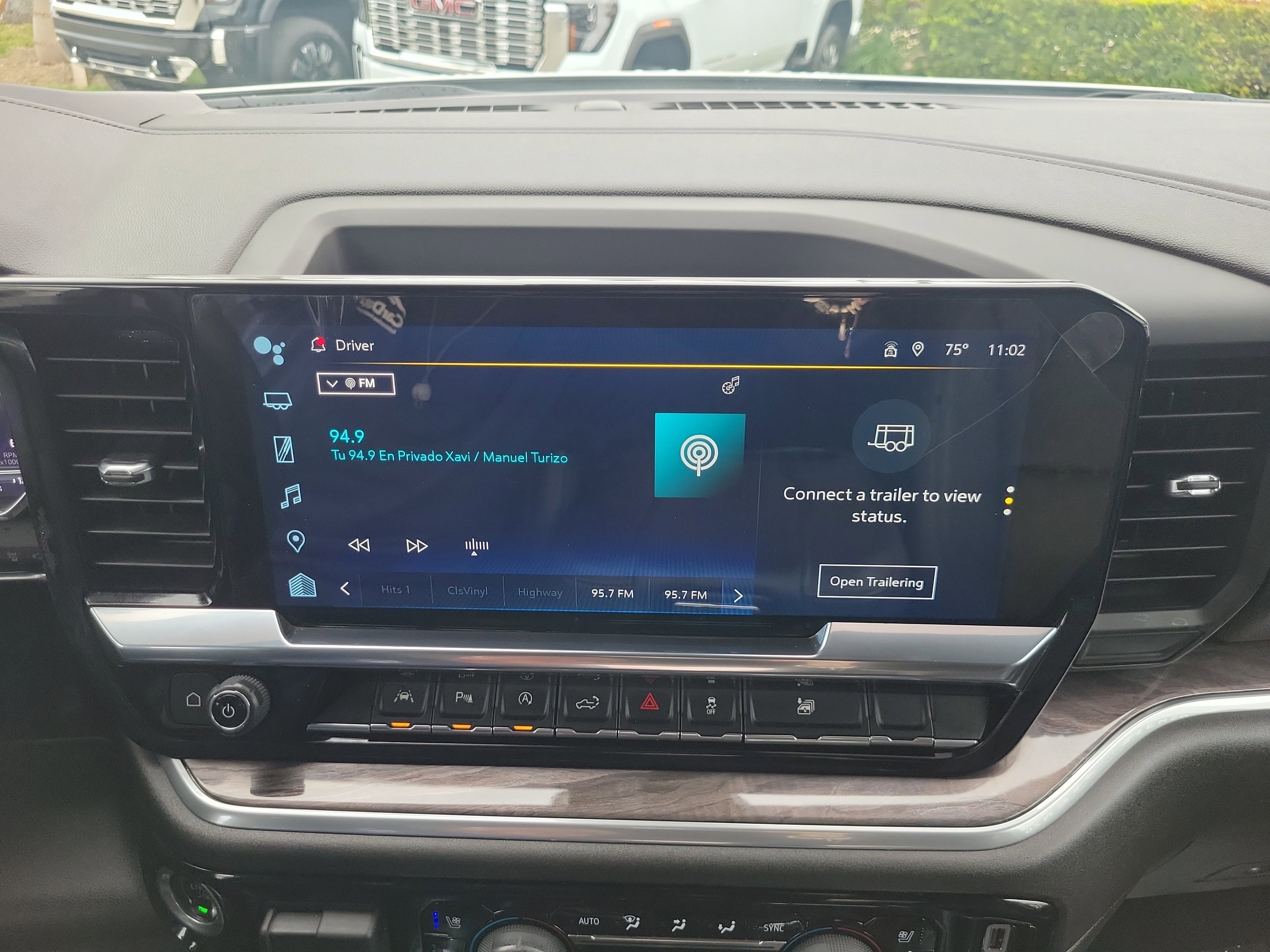 Used 2024 Chevrolet Silverado 1500 LTZ image 21