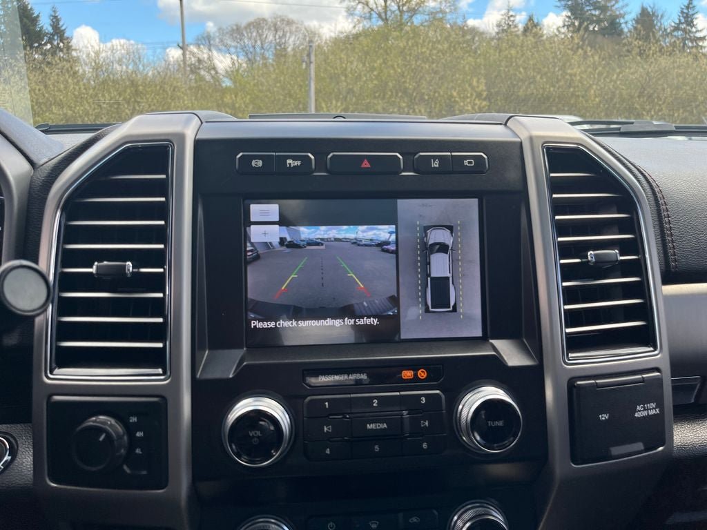 Used 2020 Ford F450 Platinum w/ Camper Package image 24