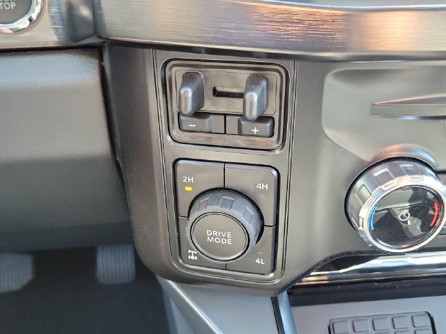 New 2026 Ford F250 Lariat w/ Black Appearance Package AWD/4WD image 35