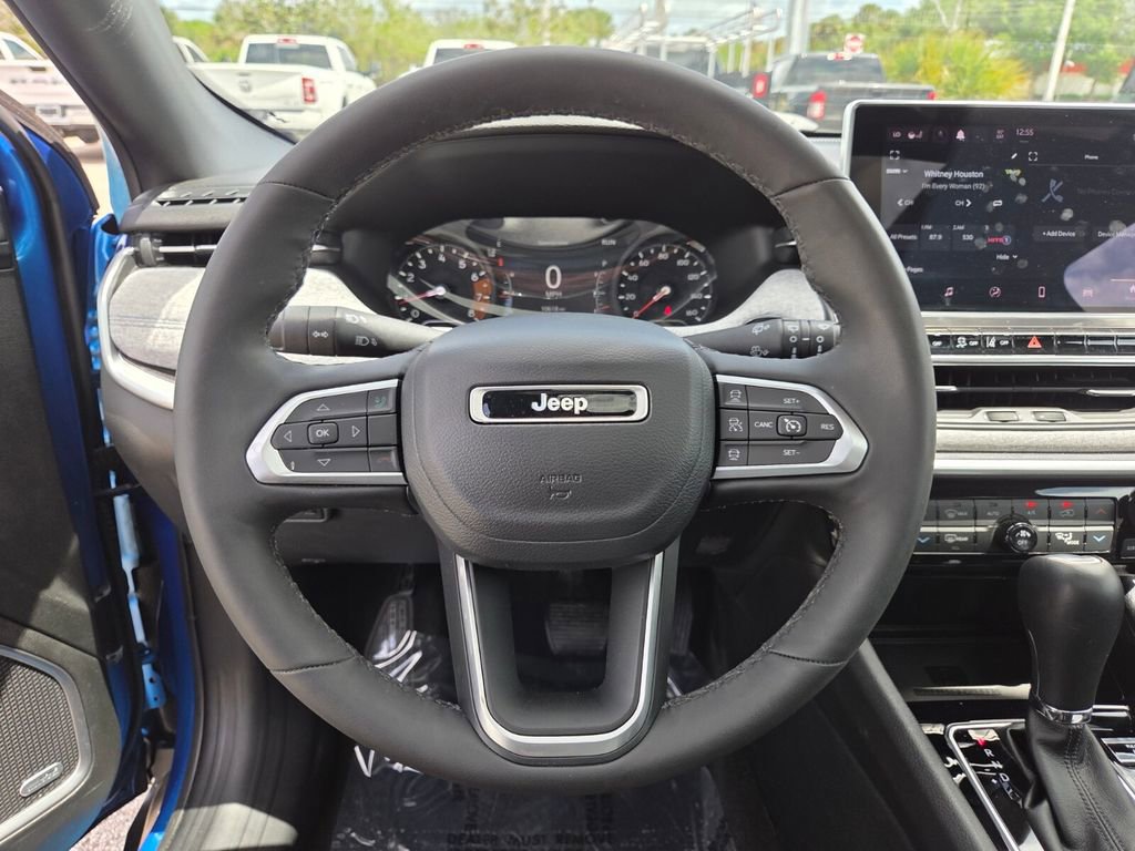 Used 2023 Jeep Compass Latitude w/ Sun and Sound Group image 27